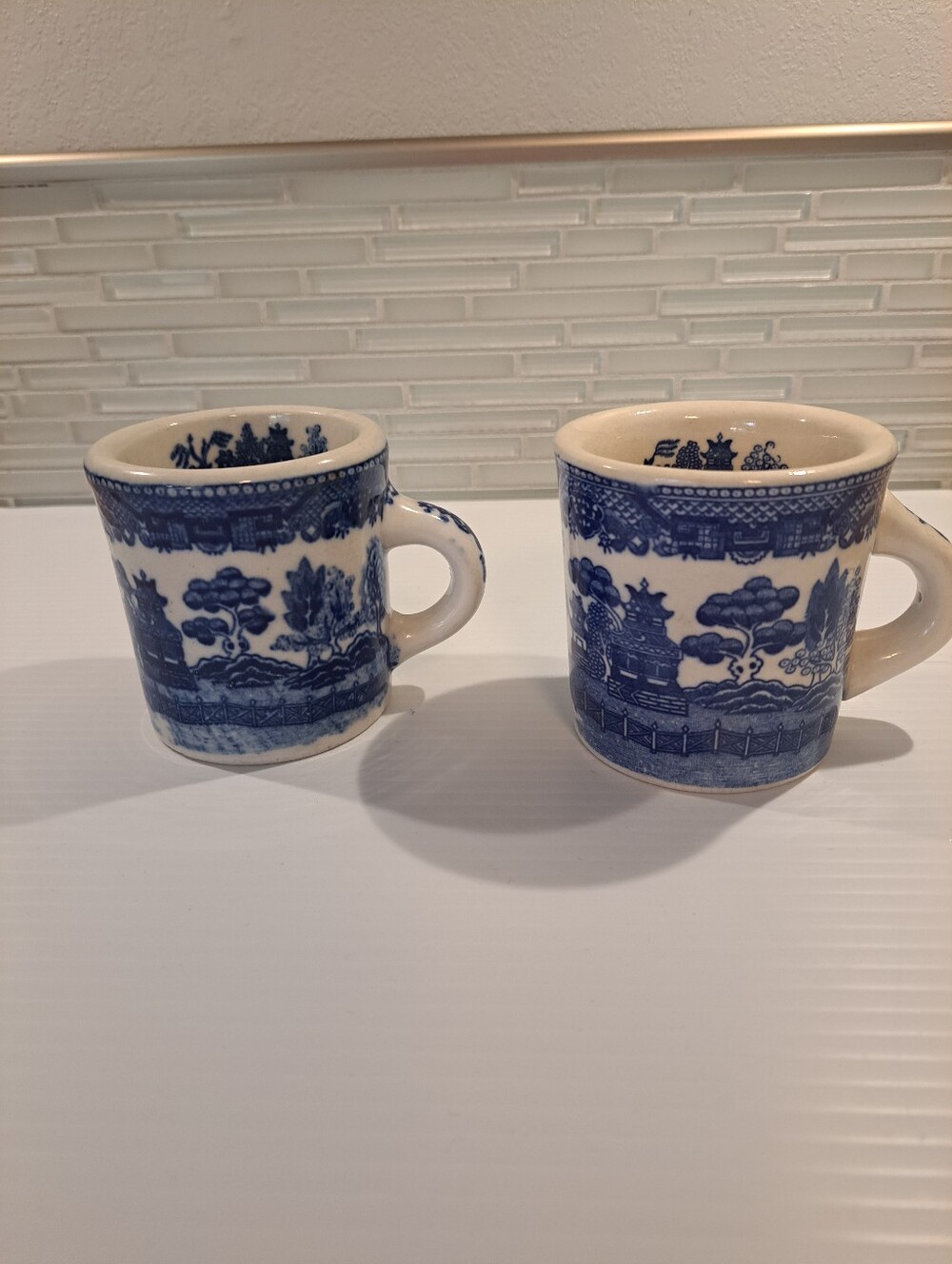 2 Vtg Blue Willow Pattern Ceramic Mugs Japan. Heavy Restaurant Ware